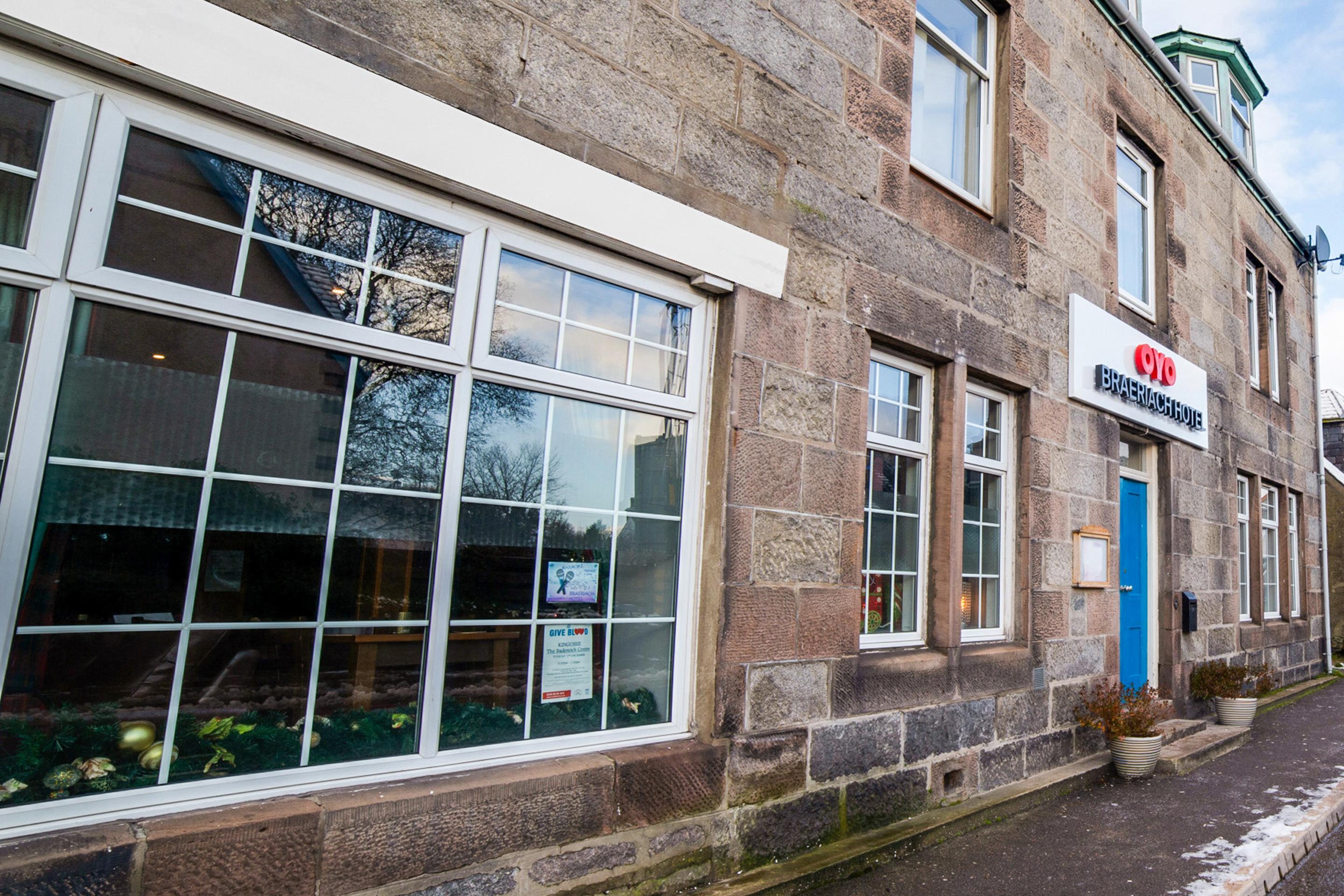 Oyo Braeriach Hotel, Highlands Scotland Newtonmore Esterno foto