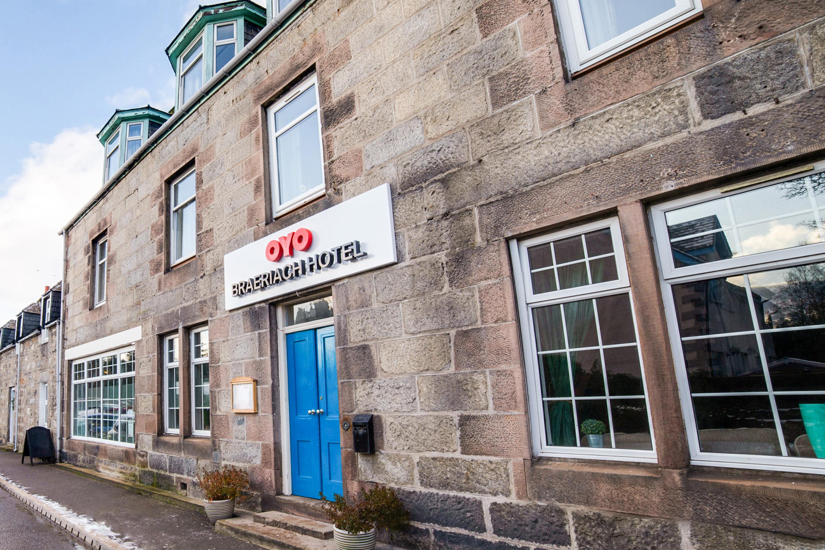 Oyo Braeriach Hotel, Highlands Scotland Newtonmore Esterno foto