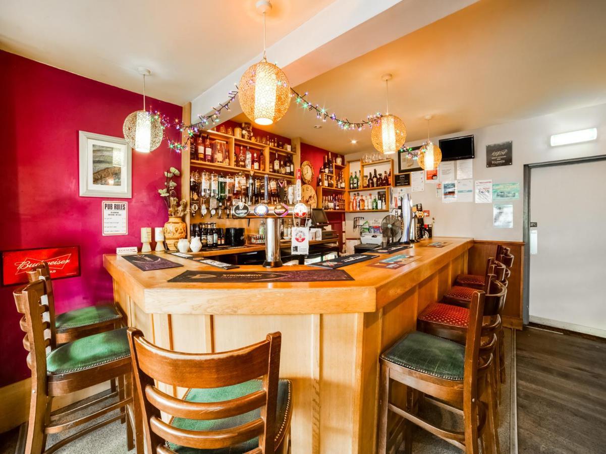 Oyo Braeriach Hotel, Highlands Scotland Newtonmore Esterno foto